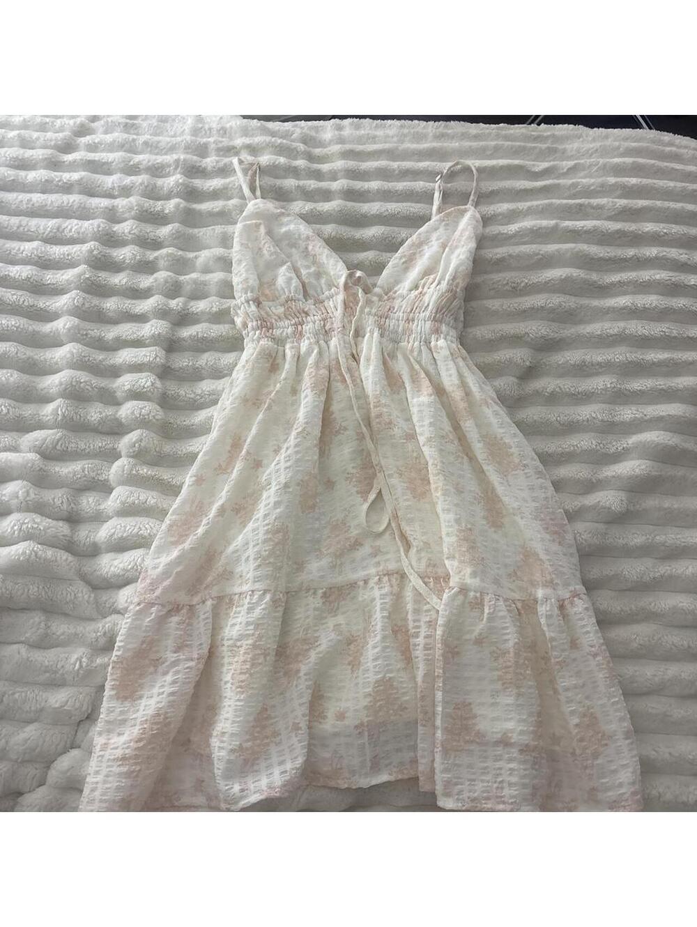 Full Tilt Women's Pink and White Dress